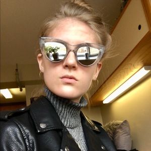 Meet your Posher, Erin